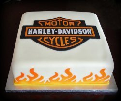 harley-grooms-cake-1-large