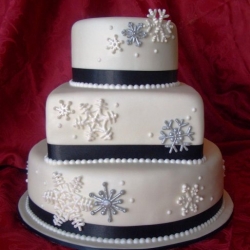 snowflake-wedding-cake-large